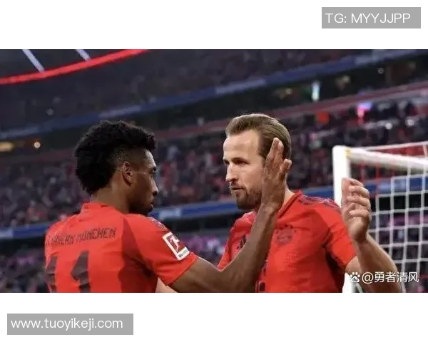 足球明星骑三轮车引发热议究竟是哪位球员成为大家讨论的焦点